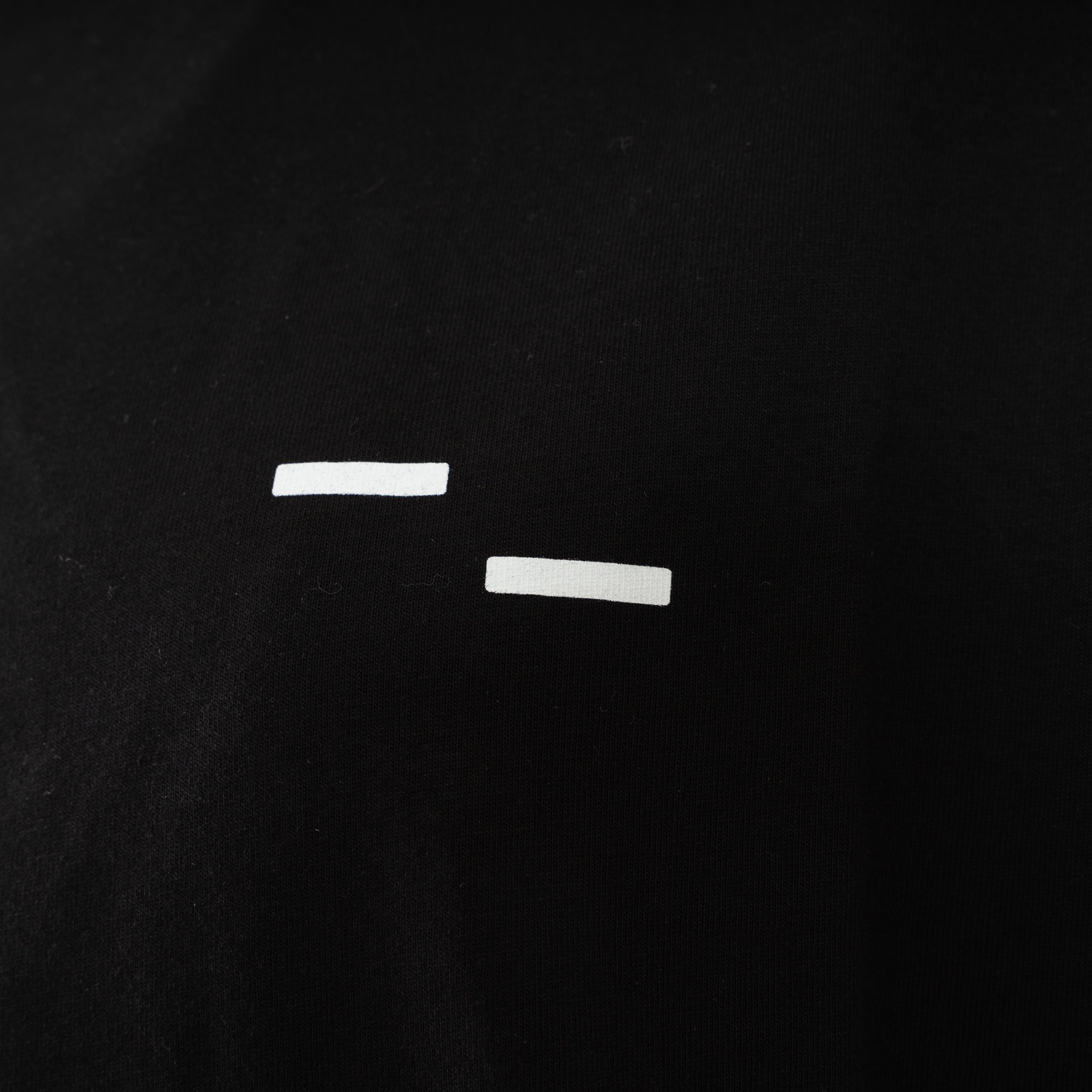Filling Pieces T-Shirt met Backprint Zwart | Boxy Handshake Rhythm