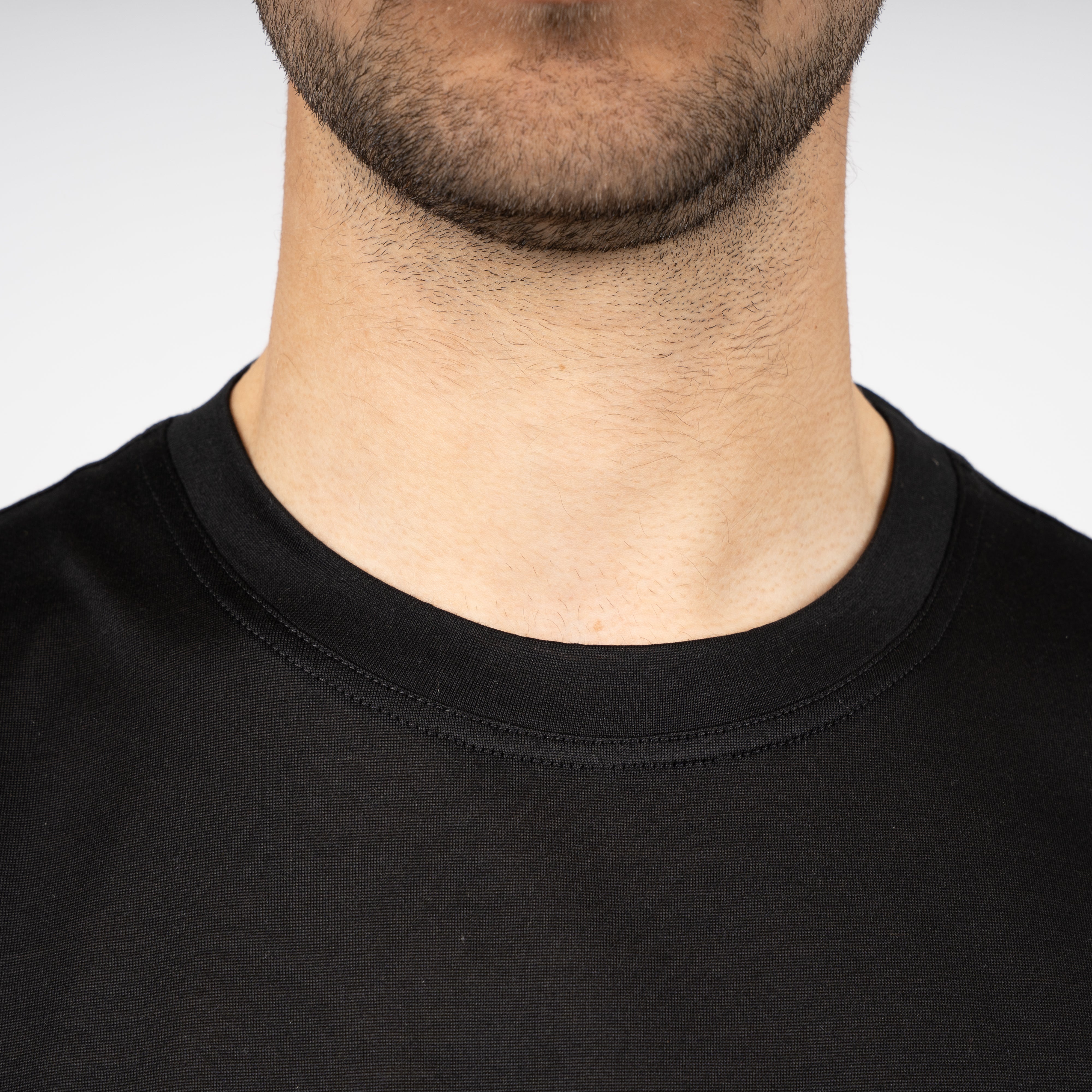 Gran Sasso T-shirt Zijde Zwart | Seta