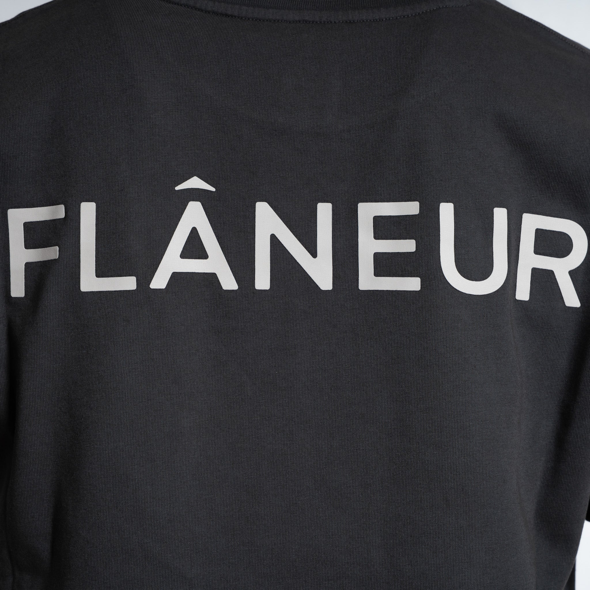 Flaneur T-Shirt met Backprint Zwart | Double Logo Washed