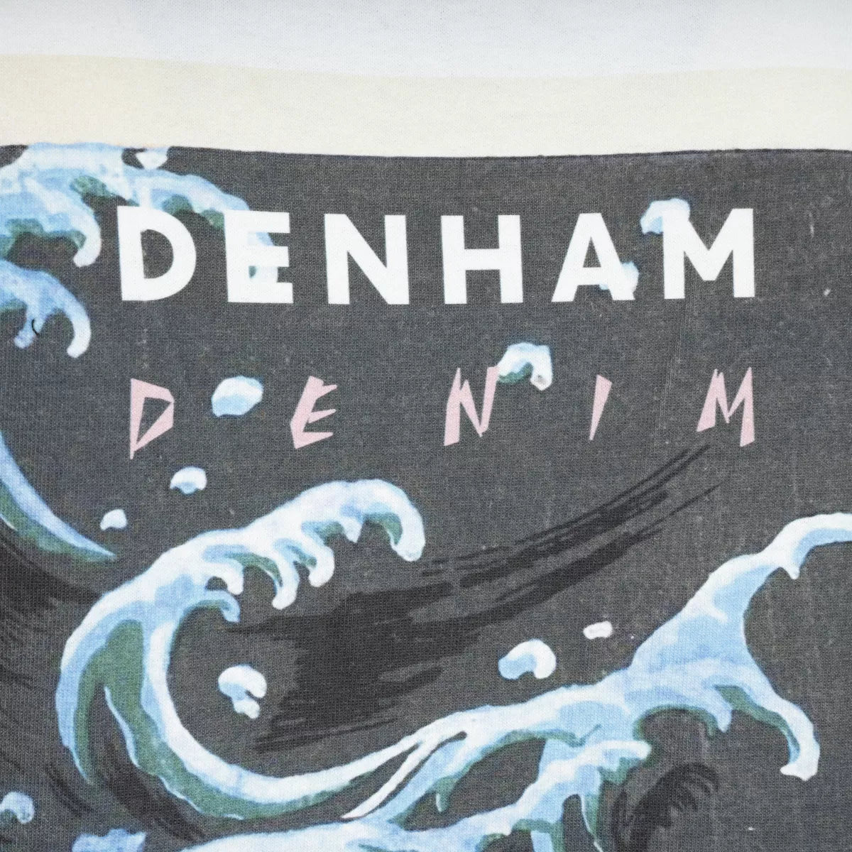 Denham T-Shirt met Backprint Wit | Wave Tee