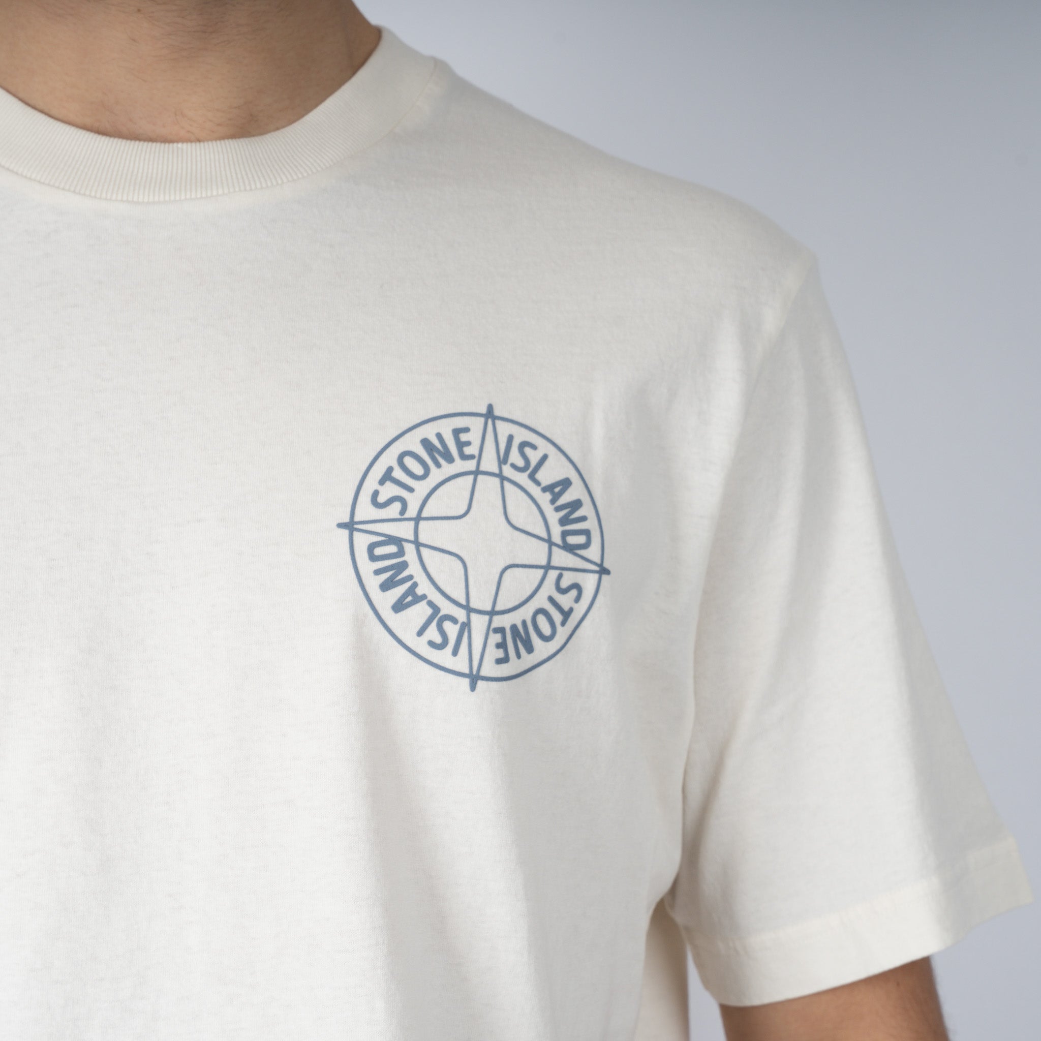 Stone Island T-Shirt Backprint Crème | Outline Compass