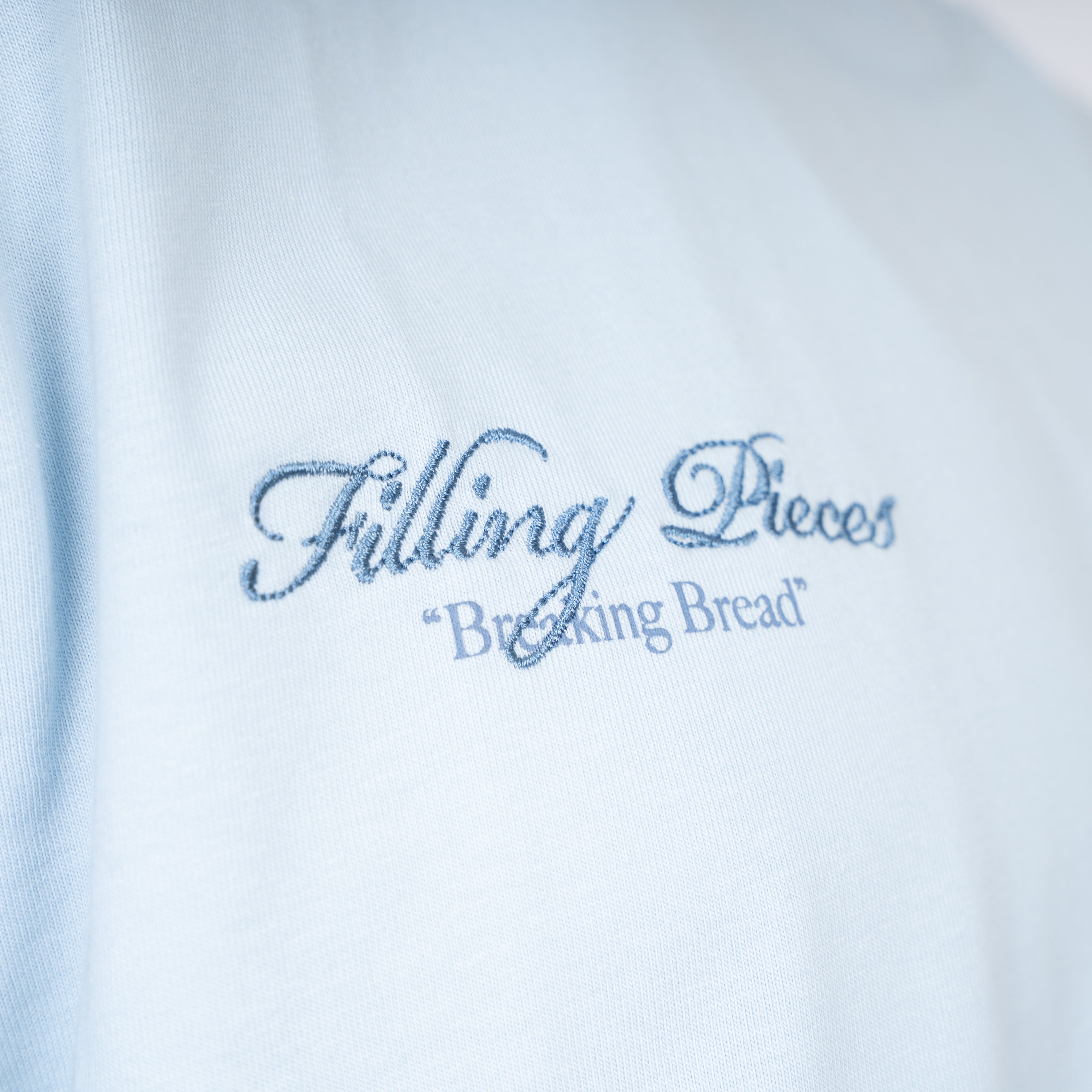 Filling Pieces T-Shirt Backprint Lichtblauw | Bakery