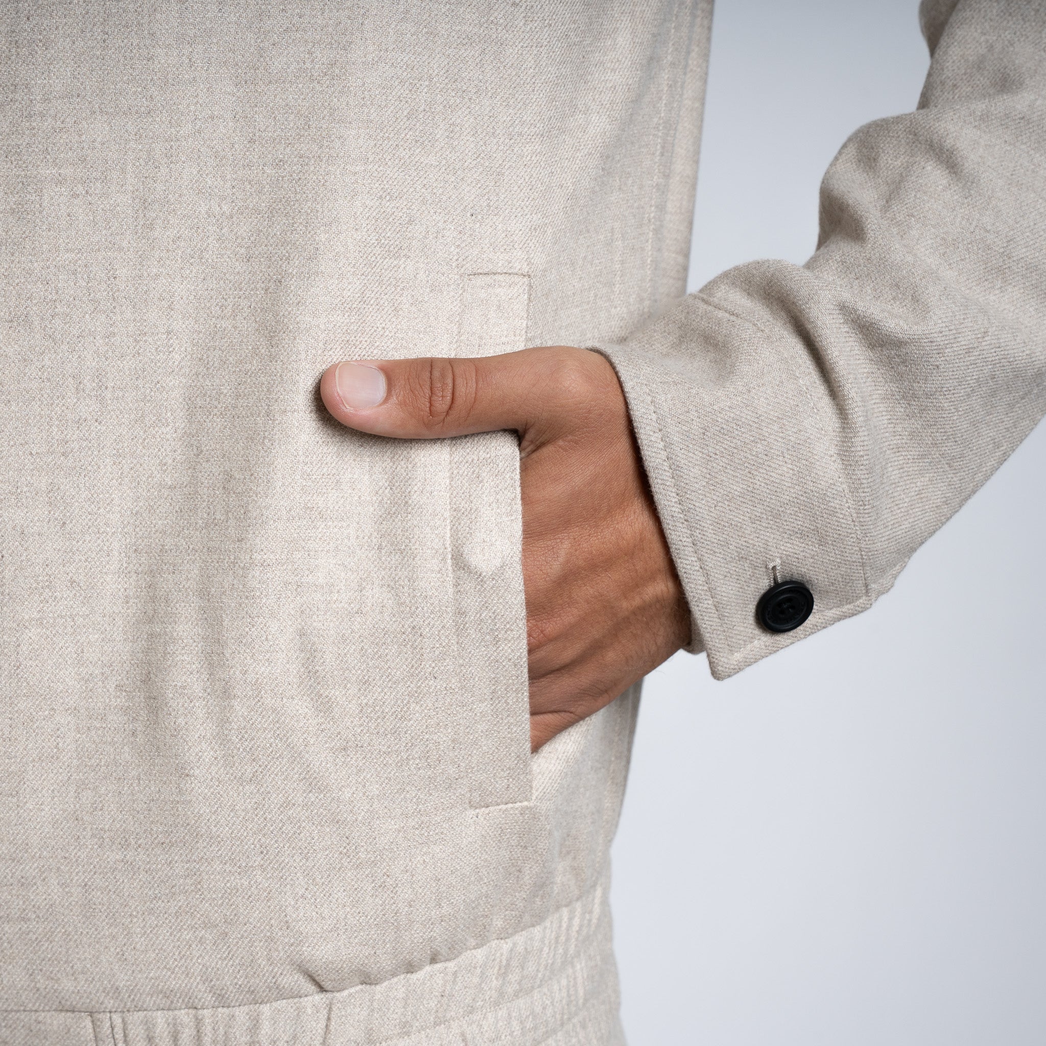 Genti Overshirt Beige | Merino