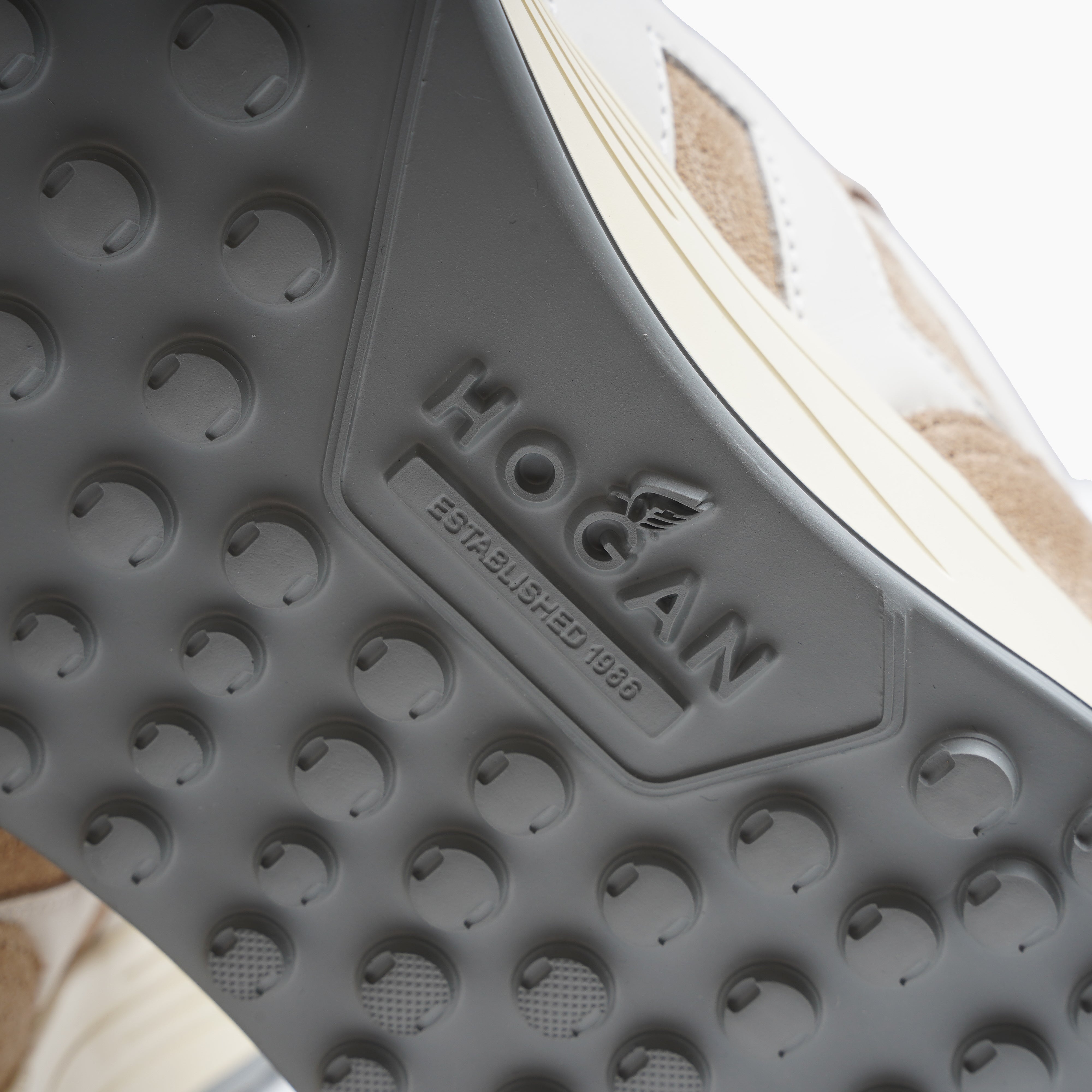 Hogan Sneakers Beige | Hyperlight