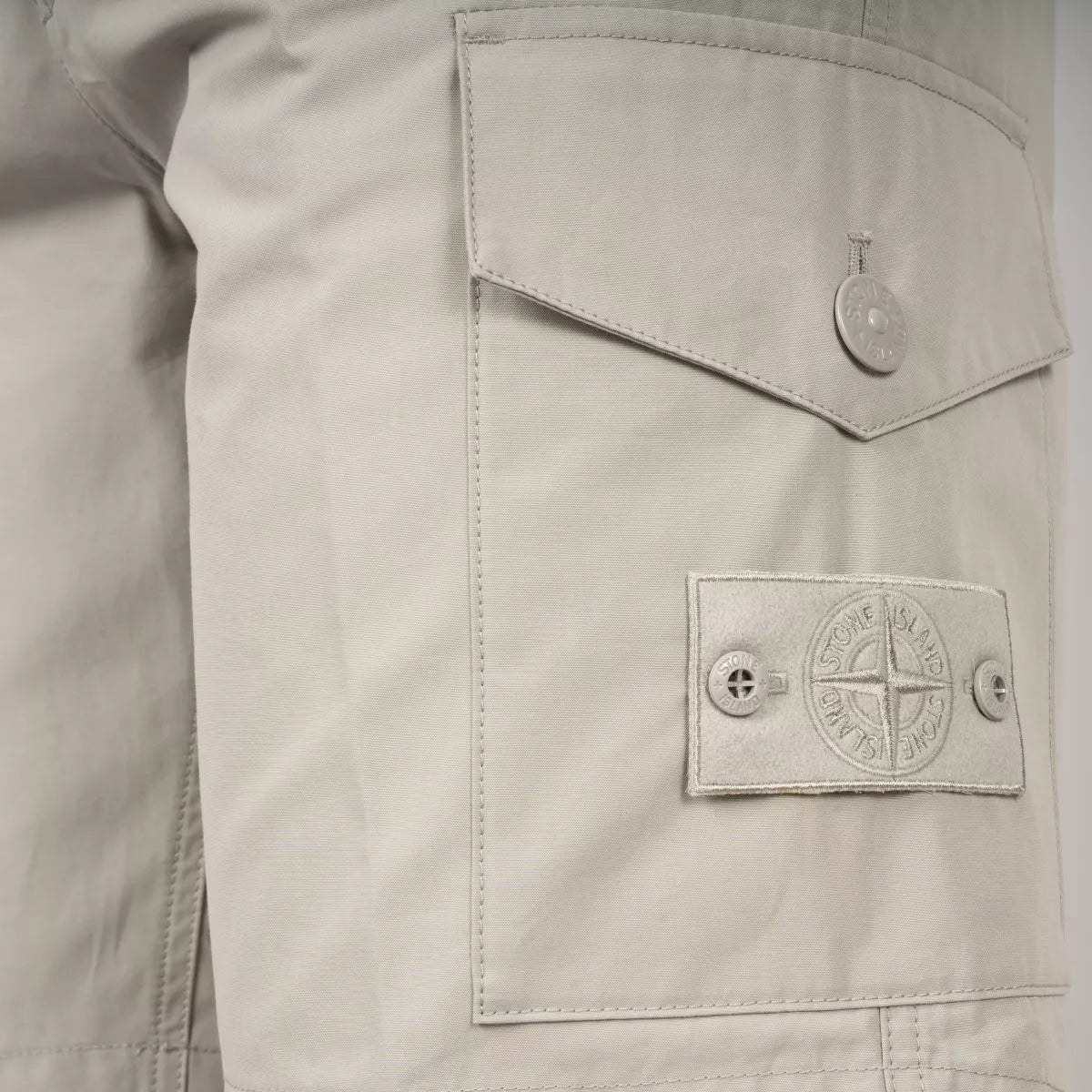 Stone Island Korte Broek Beige | Ghost