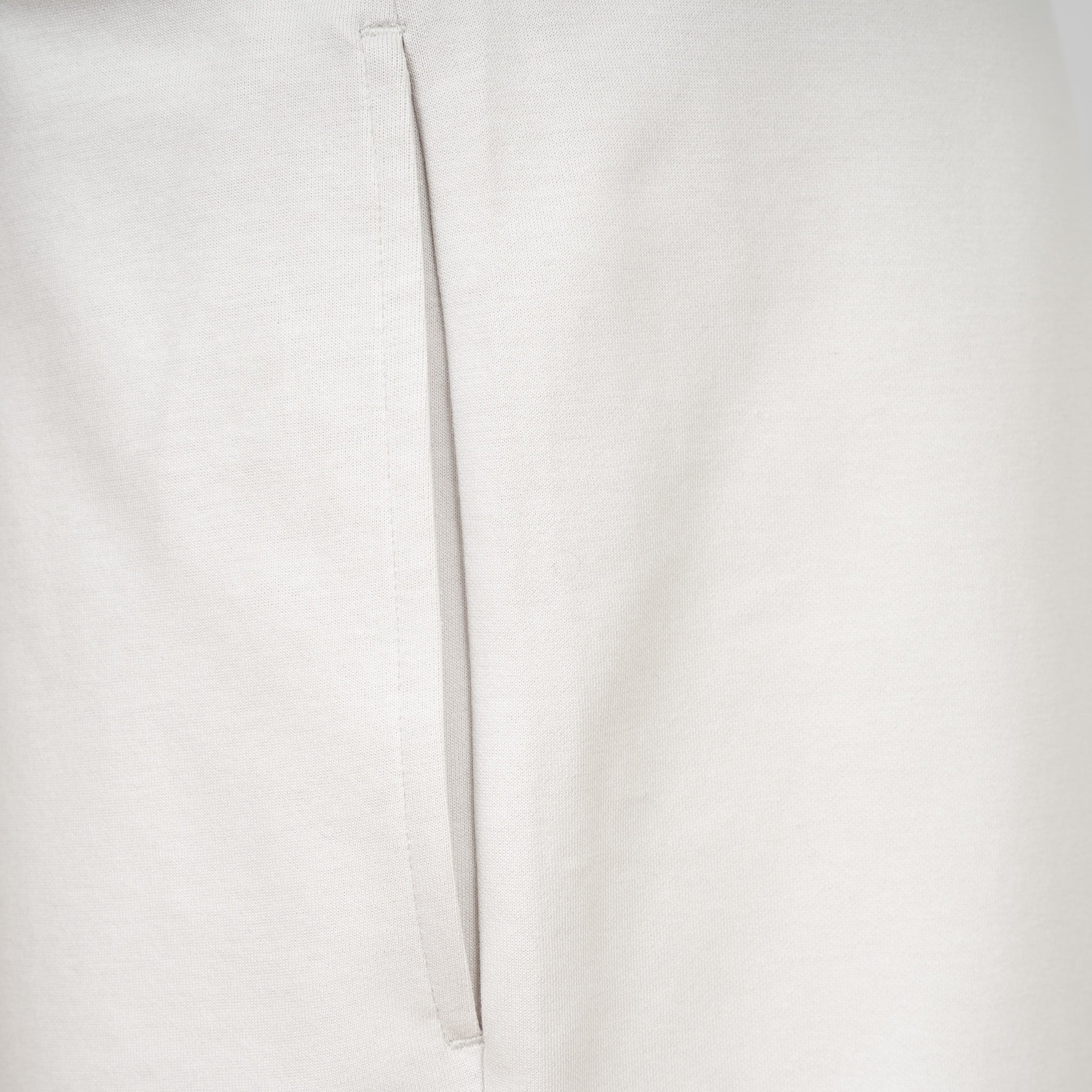 Genti Korte Joggingbroek Off-White | Tech