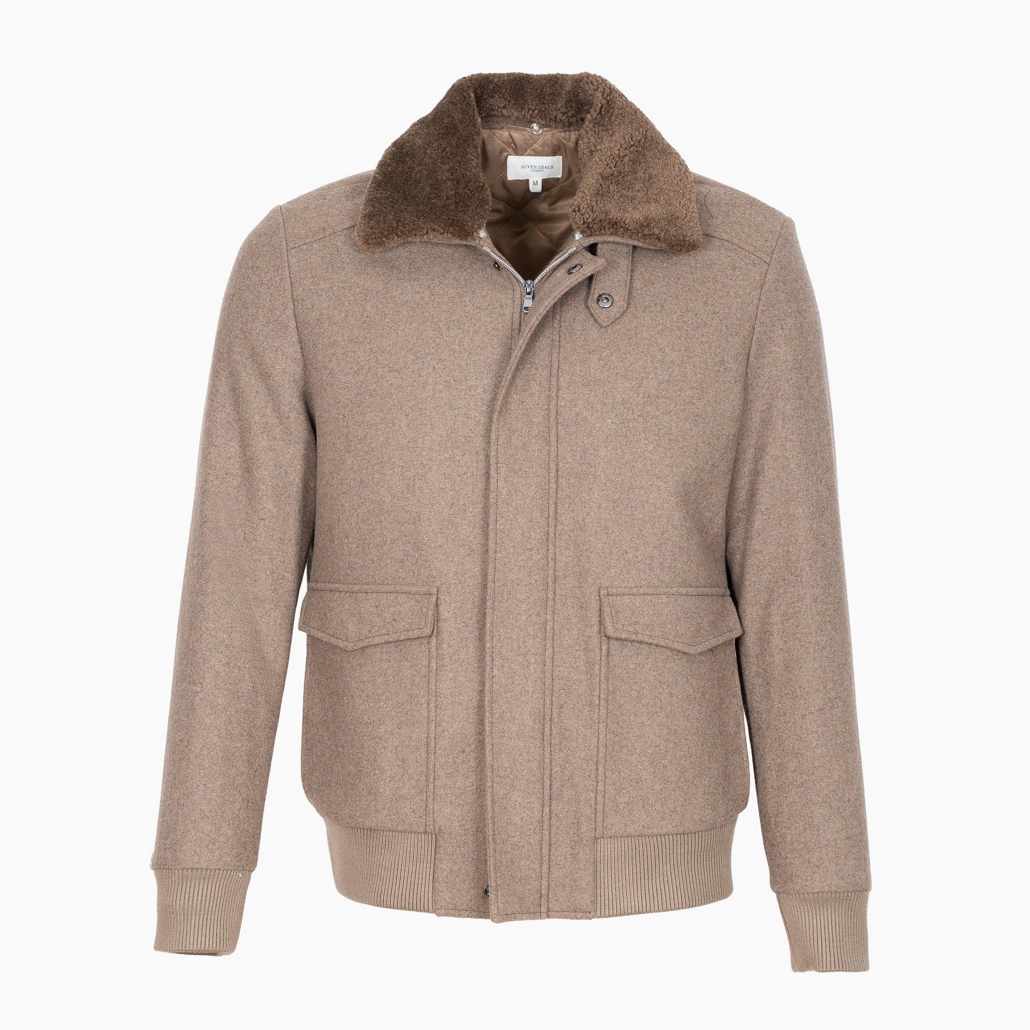 Bomberjack Bruin | John