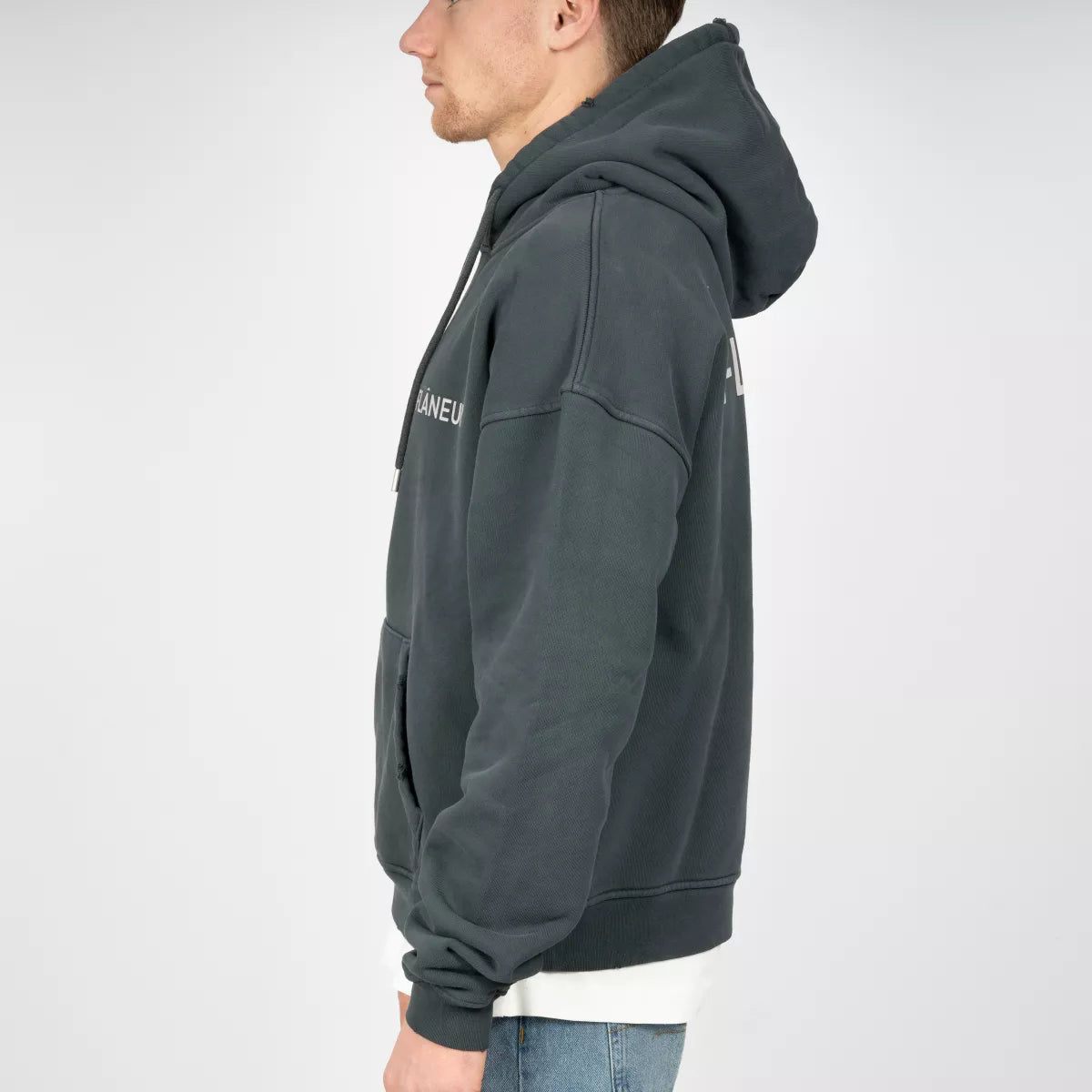 Flaneur Hoodie met Backprint Zwart | Washed Hoodie