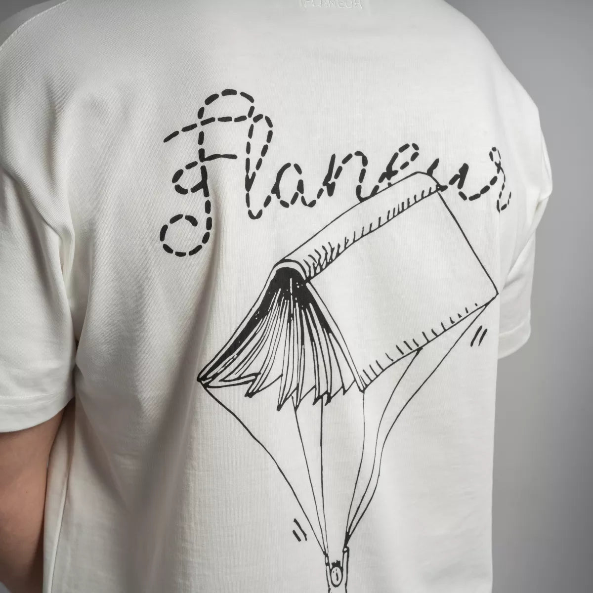 Flaneur Shirt met Backprint Wit | One for the Books