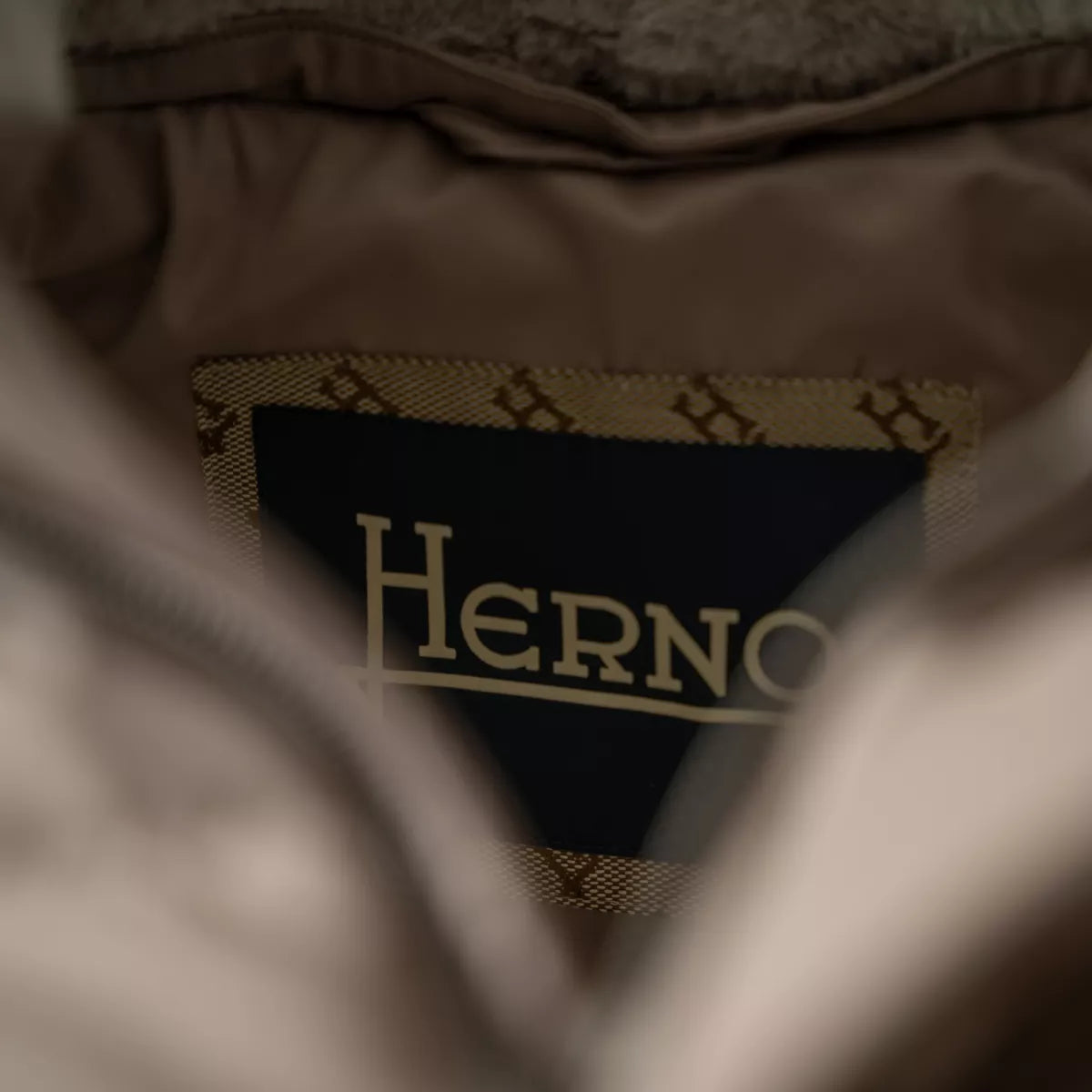 Herno Donsjas Beige