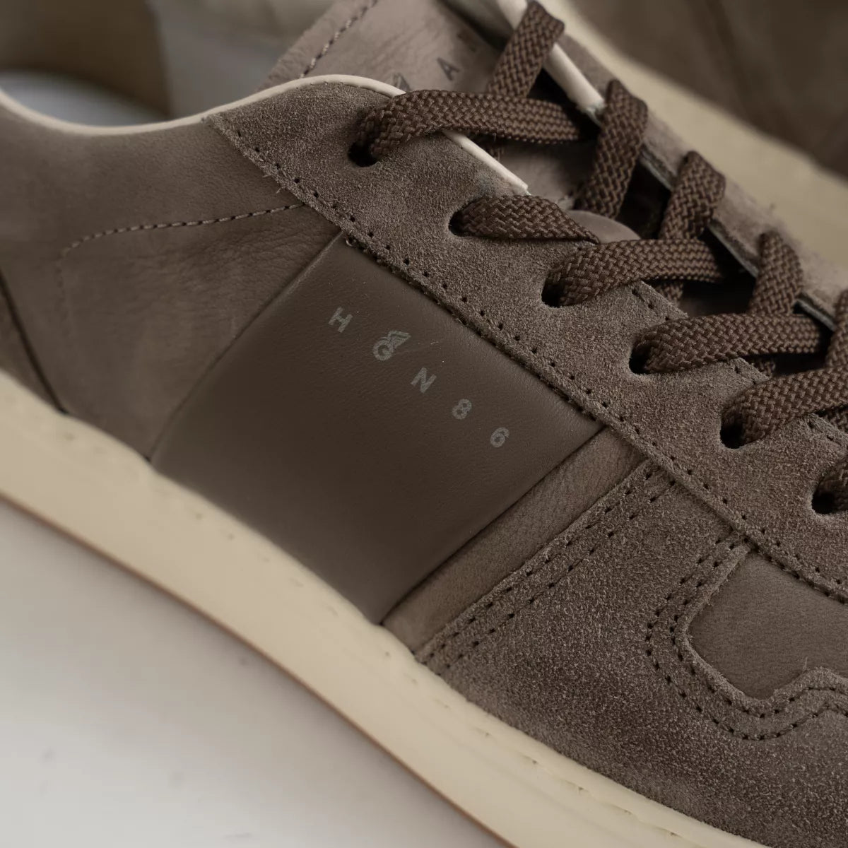 Hogan Sneaker Taupe | H-TV