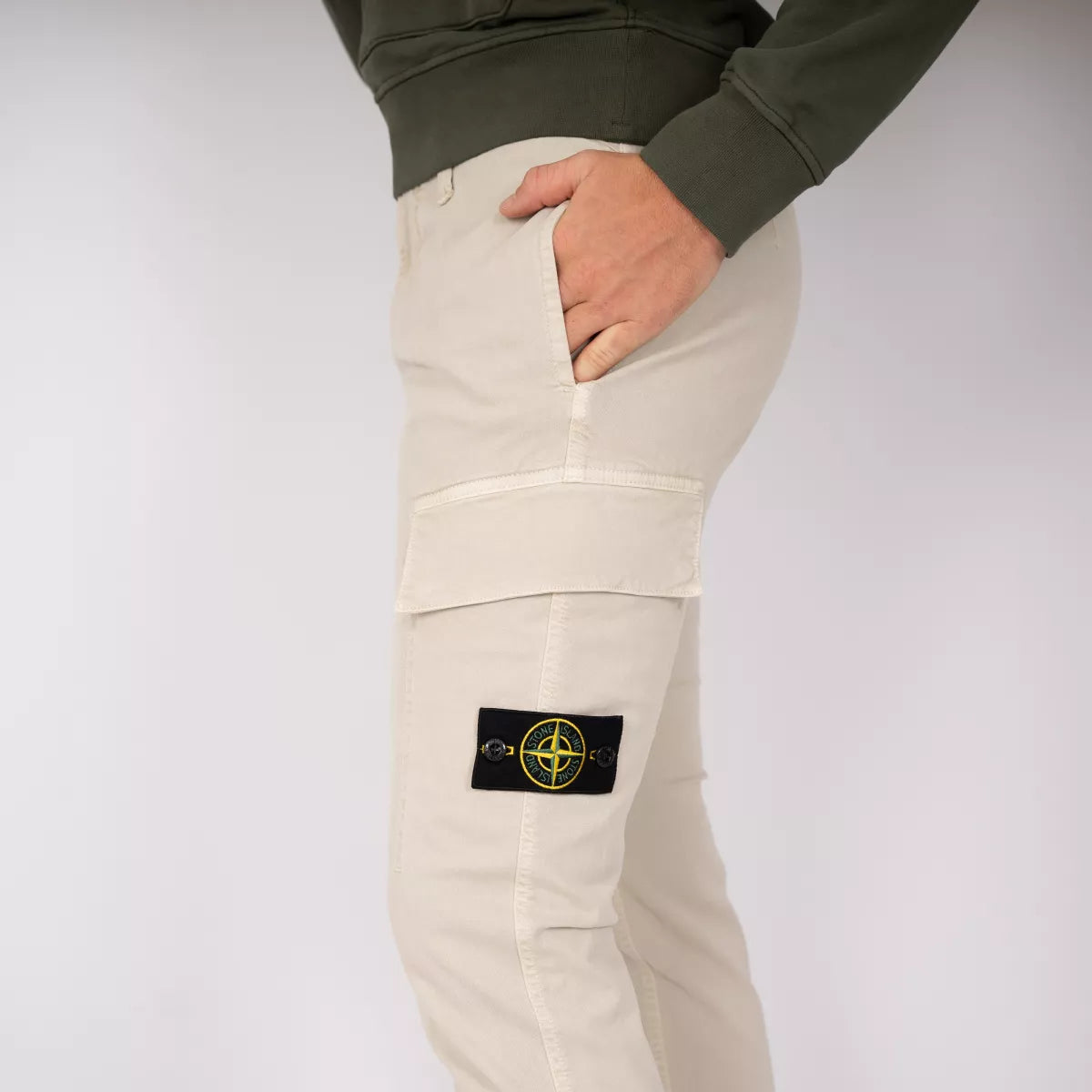 Stone Island cargopants off-white | 301L1 STRETCH BROKEN TWILL